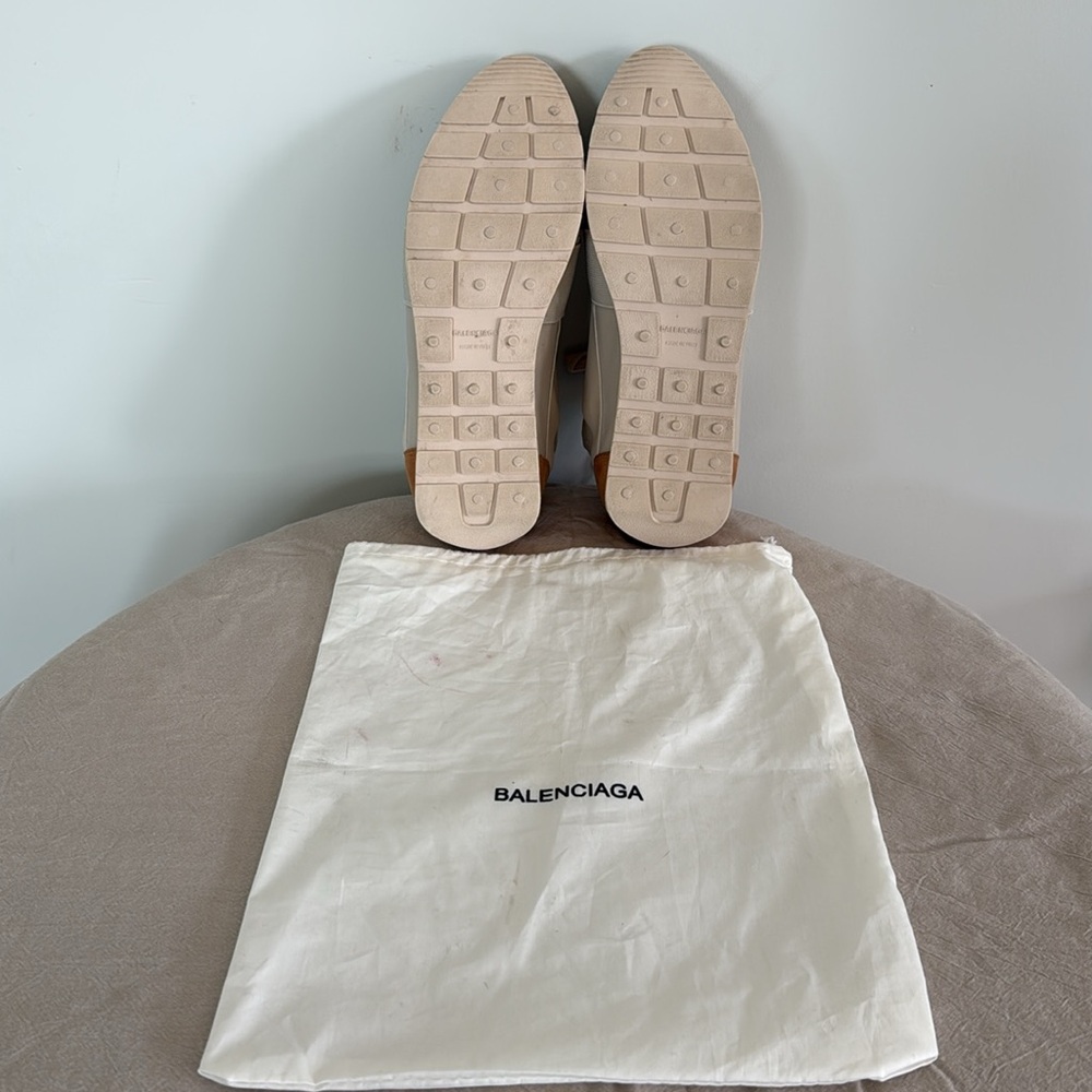 Balenciaga Cream and Gray Race Runner Sneakers - Picture 3 of 6